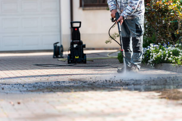 Best Deck Pressure Washing  in Colonial Beach, VA